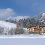 Hotel Genusshotel Almrausch Bad Kleinkirchheim