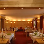Genusshotel Almrausch Hotel 4*