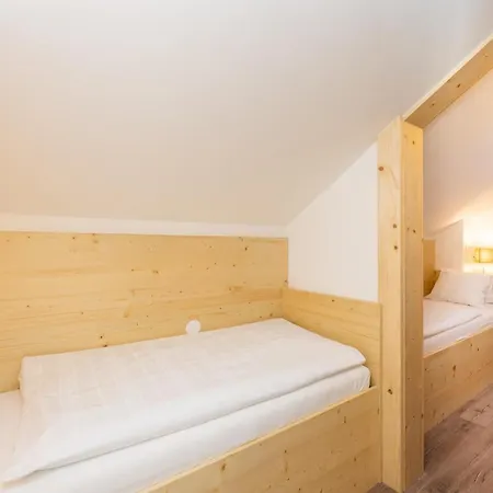 Szálloda Genusshotel Almrausch Bad Kleinkirchheim