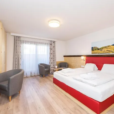 Genusshotel Almrausch ホテル
