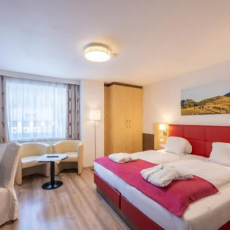 Genusshotel Almrausch Hotel 4*
