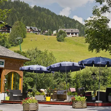 Genusshotel Almrausch ホテル バド クラインキルヒハイム