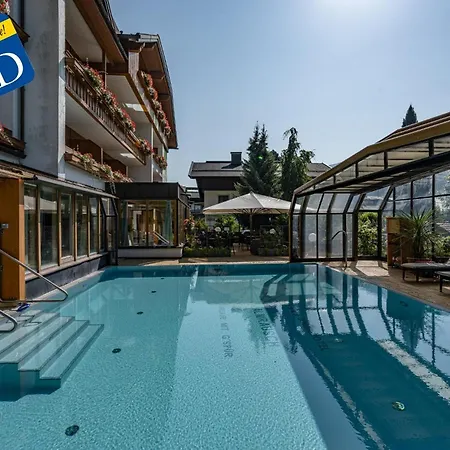 Genusshotel Almrausch ホテル