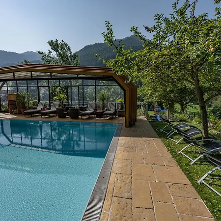 Genusshotel Almrausch מלון באד קליניקירשהיים