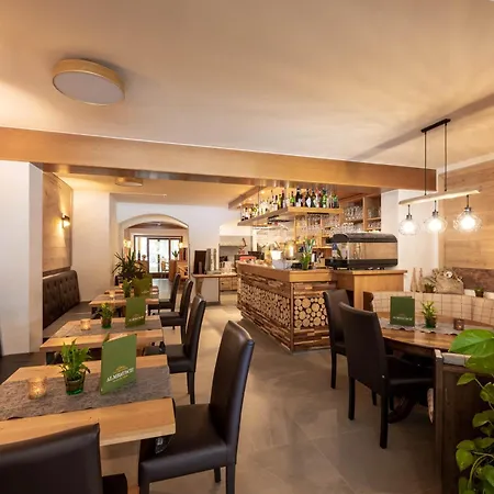 Genusshotel Almrausch Hotel