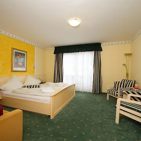 Otel Genusshotel Almrausch Bad Kleinkirchheim