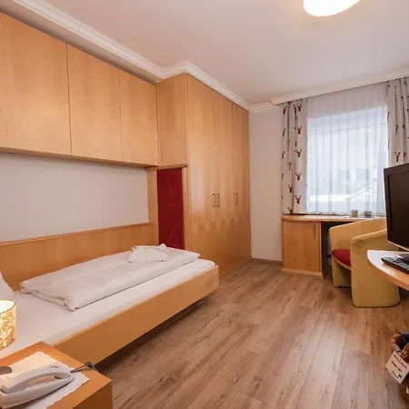 Genusshotel Almrausch Szálloda 4*